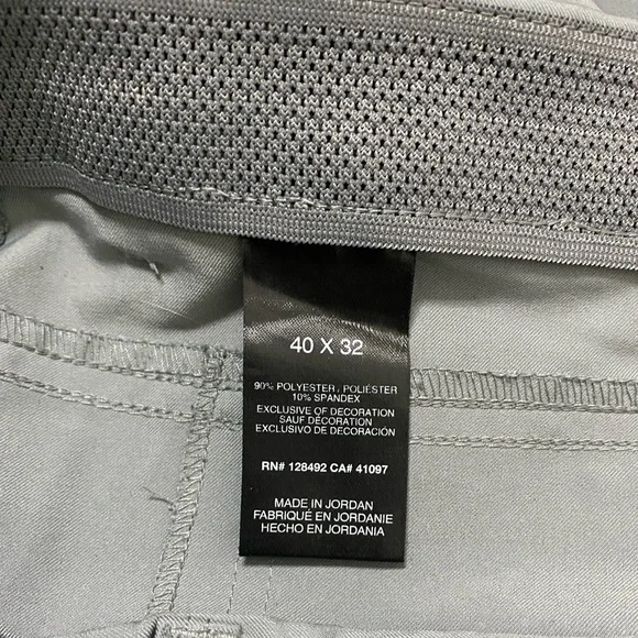 Men's Greg Norman Shark Straight Leg Chino Golf Pants  Regular Fit in Gray 40/32 - Picture 2 of 8